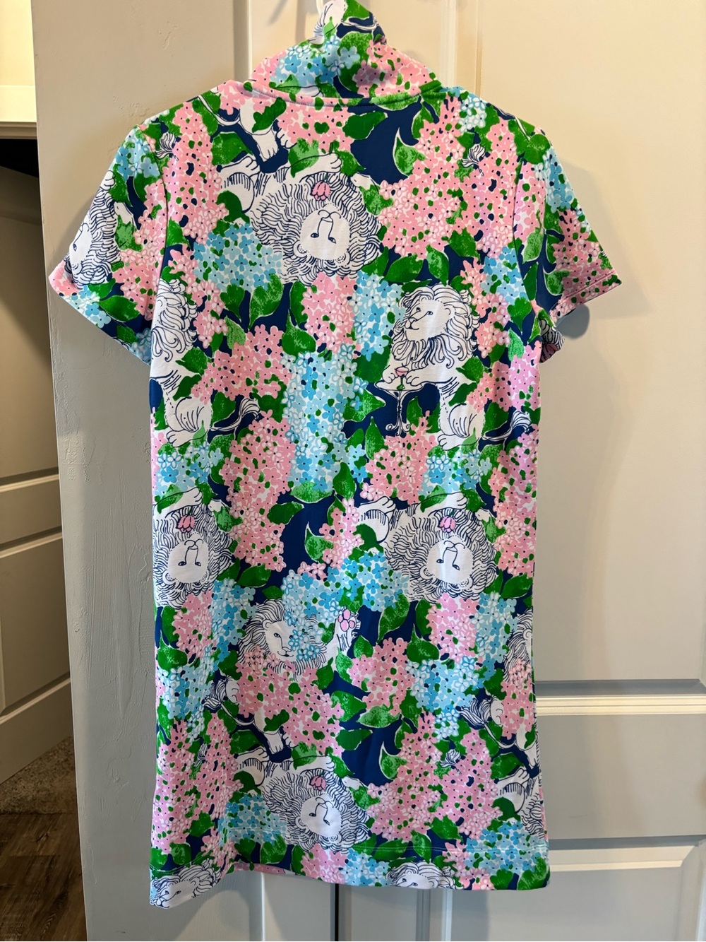 Lilly Pulitzer Pink Blue Green Floral Short-Sleeve Zip Dress Lydia the lion - Picture 2 of 6